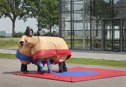 Achetez des combinaisons de sumo gonflables pour petits et grands. Commandez des combinaisons de sumo gonflables en ligne chez JB Gonflables France