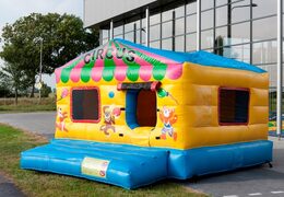 Grand playzone gonflable d'intérieur sur le thème du cirque pour enfants. Commandez des playzone gonflables en ligne chez JB Gonflables France