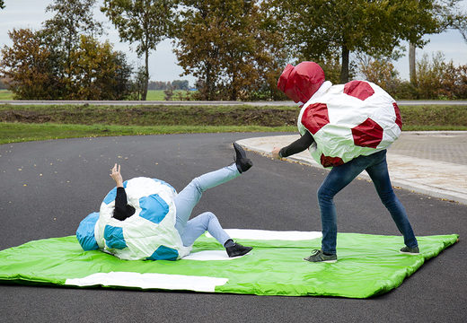 Commandez des combinaisons de football sumo gonflable pour enfants. Achetez maintenant des châteaux gonflables en ligne chez JB Gonflables France