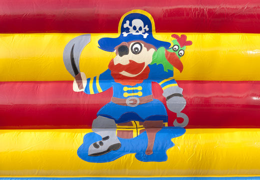 Achetez des château gonflable pirates standard avec un objet 3D sur le dessus pour les enfants. Commandez des châteaux gonflables en ligne chez JB Gonflables France