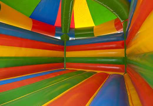 Château gonflable super carrousel couvert d'un thème standard pour les enfants. Achetez des châteaux gonflables en ligne chez JB Gonflables France