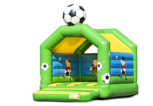 Achetez des châteaux gonflables standard dans des couleurs vives avec un grand objet de football 3D pour les enfants sur le dessus. Commandez des châteaux gonflables en ligne chez JB Gonflables France