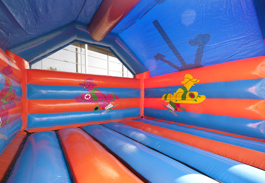 Grands château gonflable avec toit sur le thème de l'avion pour les enfants. Achetez des châteaux gonflables en ligne chez JB Gonflables France