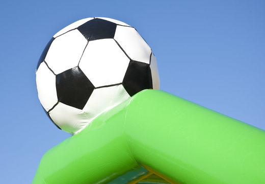 Chateau gonflable super ballon football vert pour enfants disponible
