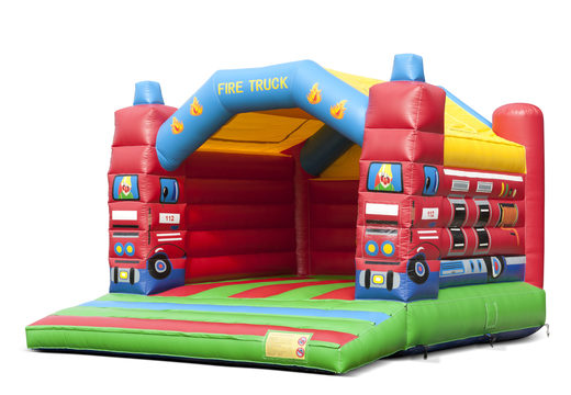 Achetez un grand château gonflable d'intérieur sur le thème des pompiers pour les enfants. Disponible chez JB Gonflables France en ligne