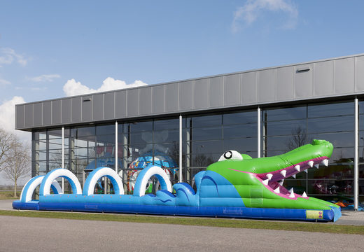 Spectaculaire toboggan gonflable à ventre de crocodile de 18 mètres de long avec une piste extra large pour les enfants. Achetez des toboggans gonflables maintenant en ligne chez JB Gonflables France
