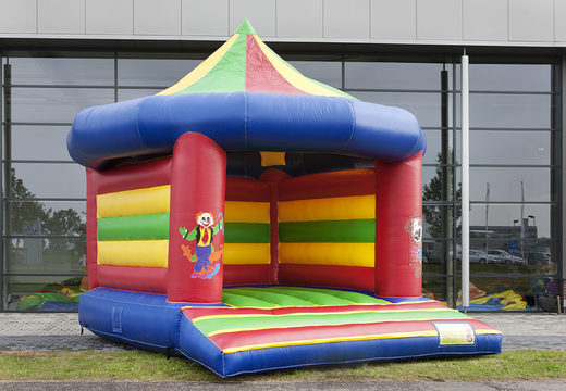 Château gonflable carrousel standard à vendre sur le thème du cirque pour les enfants. Achetez des châteaux gonflables d'intérieur en ligne chez JB Gonflables France