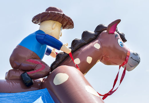 Achetez un super château gonflable couvert d'animations joyeuses sur le thème du cow-boy pour les enfants. Commandez des châteaux gonflables en ligne chez JB Gonflables France