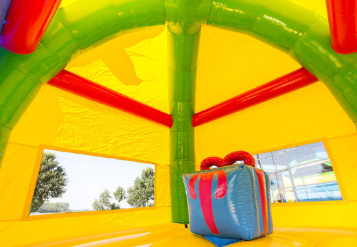Achetez un château gonflable maxifun avec toit sur le thème de la fête pour les enfants chez JB Gonflables France. Commandez des châteaux gonflables en ligne chez JB Gonflables France