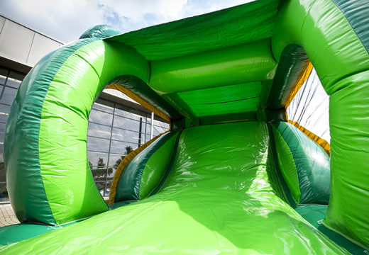 Achetez un parcours d'obstacles gonflable de 8 mètres sur le thème du crocodile avec des objets 3D pour les enfants. Commandez des parcours d'obstacles gonflables maintenant en ligne chez JB Gonflables France