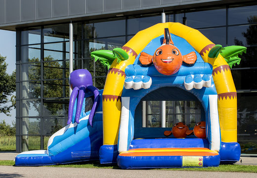 Commandez un château gonflable multifun super clownfish avec toboggan pour les enfants. Achetez des châteaux gonflables en ligne chez JB Gonflables France