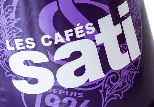 Achetez en ligne les promotions explosives des tasses à café Sati. Commandez des publicités gonflables maintenant chez JB Gonflables France