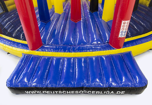 Achetez une arène gonflable unique Deutsche Soccer Liga pour petits et grands. Commandez une arène gonflable maintenant en ligne chez JB Gonflables France
