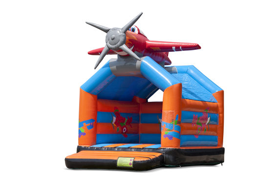 Achetez un château gonflable d'avion standard dans des couleurs vives avec un grand objet 3D pour les enfants sur le dessus. Acheter un châteaux gonflables en ligne chez JB Gonflables France