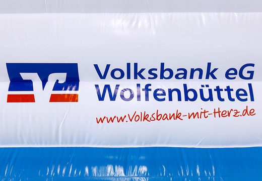 Château gonflable Volksbank Super sur mesure disponible avec un logo. une image ou une impression couleur pour divers événements à vendre. Achetez des promotionnels châteaux gonflables personnalisés en ligne de JB Gonflables France