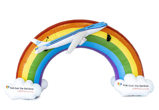 Achetez une arche publicitaire gonflable arc-en-ciel sur mesure avec un avion 3D chez JB Gonflables France. Demandez un design gratuit pour une arche gonflable promotionnelle dans votre propre style maintenant