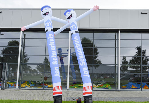 Vente des skydancers 3D gonflables Albert Heijn personnalisés chez JB Gonflables France. Demandez dès maintenant un design gratuit pour un dairdancer dans votre propre identité d'entreprise