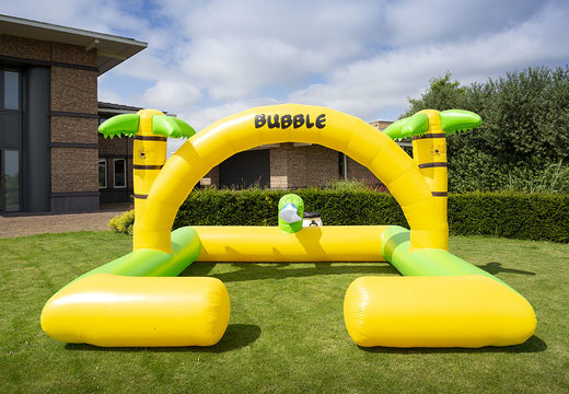 Acheter un grand parc à bulles ouvert sur le thème de la jungle château gonflable pour les enfants. Commandez des châteaux gonflables chez JB Gonflables France