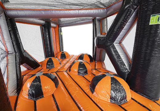 Achetez un parcours d'obstacles modulaire géant gonflable Ball Hopper Corner de 40 pièces pour les enfants. Commandez des parcours d'obstacles gonflables en ligne maintenant chez JB Gonflables France