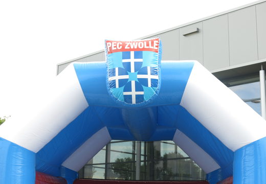 Commandez le PEC Zwolle gonflable sur mersure - châteaux gonflable à cadre en A en ligne sur JB Gonflables France; spécialiste des objets publicitaires gonflables tels que les châteaux gonflables personnalisée