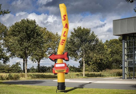 Achat une skyman gonflable de 6 m pour homme avec une flèche de couleur jaune chez JB Gonflables France. Achetez des skytubes standard en ligne chez JB Inflatables UK