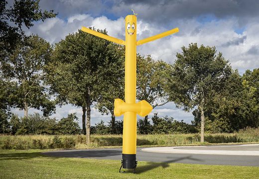 Vente le gonflable 6m airdancer 3d directionnel flèche jaune en ligne chez JB Gonflables France. Tous les skydancers standard sont livrés très rapidement