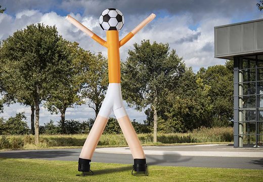 Achat le skyman avec 2 jambes et boule 3d de 6m de haut en orange en ligne maintenant chez JB Gonflables France. Acheter des tubes gonflables standards pour les événements sportifs