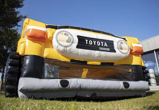 Commandez un château gonflable Toyota Land Cruiser Autobedrijf van der Linde sur mesure en ligne maintenant chez JB Gonflables France. Achetez des promotionnels châteaux gonflables personnalisée en ligne de JB Gonflables France