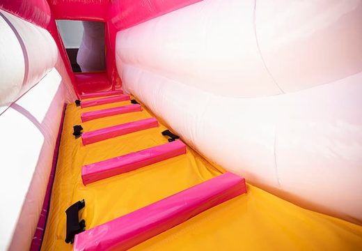 Achetez le structure gonflable Bounce World Candyland avec des toboggans et toutes sortes d'obstacles avec des imprimés Candyland pour les enfants. Commandez des parc gonflable en ligne chez JB Gonflables France