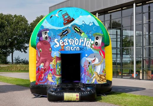 A vendre château gonflable disco multi-thème de 5,5 m sur le thème Seaworld pour les enfants. Commandez des château gonflable avec musique maintenant en ligne chez JB Gonflables France