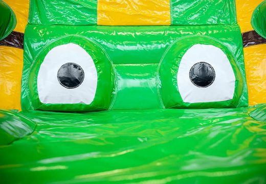 Achetez un château gonflable géant crocodile au design unique avec deux entrées, un toboggan au milieu et des objets 3D pour les enfants. Commandez des super châteaux gonflables en ligne chez JB Gonflables France