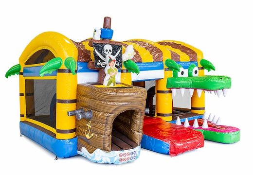 Château gonflable géant multi-joueurs pirate avec un toboggan au milieu et des objets 3D pour les enfants. Commandez des château gonflable XXL en ligne chez JB Gonflables France