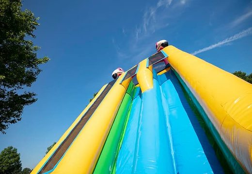 Acheter le château gonflable Drop & Slide Jungle avec double toboggan pour enfants. Commandez des châteaux gonflables en ligne chez JB Gonflables France