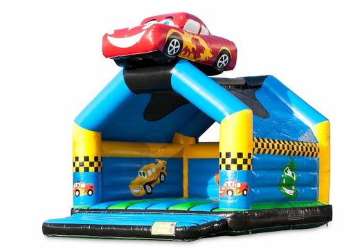 Achetez un grand château gonflable d'intérieur sur le thème de la voiture pour les enfants. Disponible chez JB Gonflables France en ligne