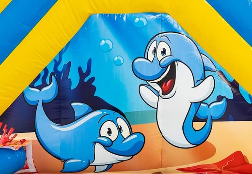 Commandez un château gonflable multijoueur d'intérieur sur le thème des dauphins pour les enfants chez JB Gonflables France. Achetez des châteaux gonflables en ligne chez JB Gonflables France