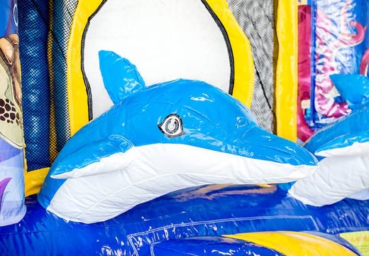 Achetez une mini château gonflable multijoueur sur le thème des dauphins avec toboggan pour les enfants. Commandez des mini multiplay en ligne chez JB Gonflables France