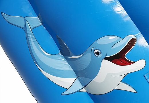 Super toboggan dauphin avec des couleurs gaies, des objets 3D et une belle commande d'impression. Achetez des toboggans gonflables maintenant en ligne chez JB Gonflables France