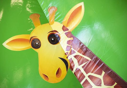 Achetez un toboggan gonflable spectaculaire sur le thème de la girafe avec des imprimés amusants et des objets 3D pour les enfants. Commandez des toboggans gonflables maintenant en ligne chez JB Gonflables France