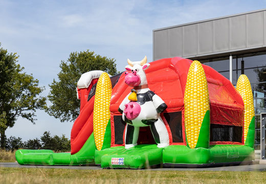Acheter un château gonflable super gonflable multijoueur sur le thème de la ferme avec une vache pour les enfants