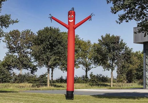 Airdancers gonflables standard de 6 ou 8 mètres en rouge à vendre chez JB Gonflables France. Commandez des tubes gonflables aux couleurs et dimensions standard directement en ligne