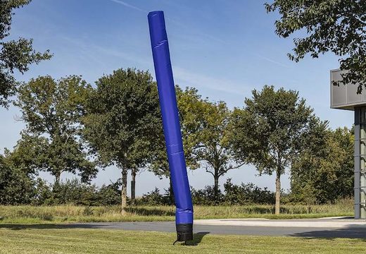 Achetez des skyman de 8 m en bleu foncé en ligne chez JB Gonflables France. Les skydancers et skytubes standard pour tout événement sont disponibles en ligne