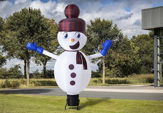 Achat le bonhomme de neige airdancer de 4 m de haut maintenant en ligne chez JB Gonflables France. Achetez des skydancers standard pour chaque événement