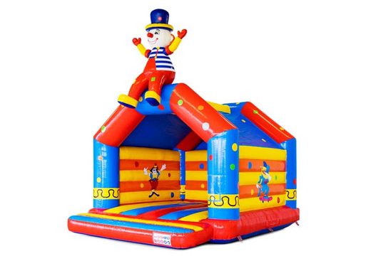 Thème rouge, bleu, jaune et cirque avec château gonflable de clown