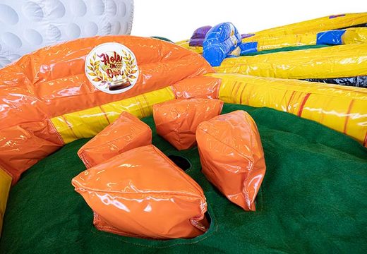 Château gonflable format parc de golf chez JB Inflatables