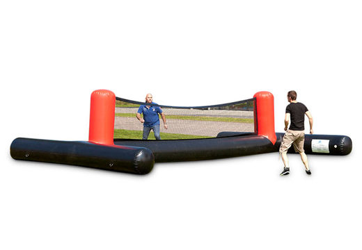 Jouez au volley-ball avec vos pieds avec un terrain de football gonflable en ligne chez JB Inflatables