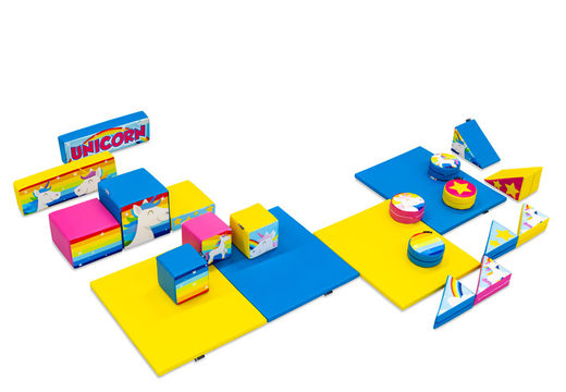 Grand ensemble de jeux en mousse sur le thème de la licorne avec des blocs colorés pour jouer